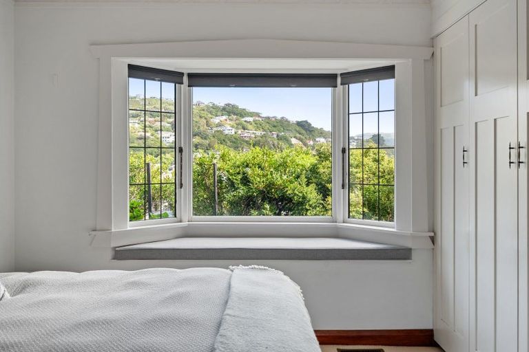 Photo of property in 12 Sunshine Avenue, Karori, Wellington, 6012