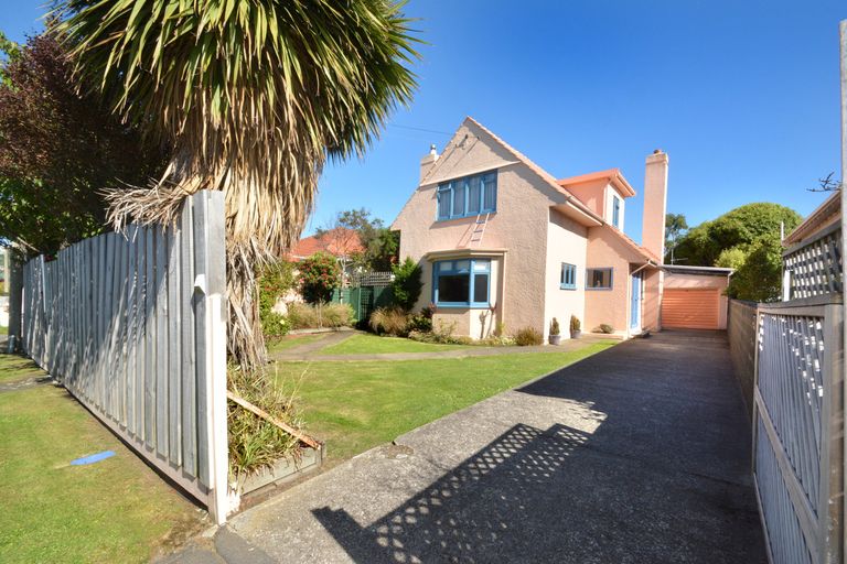 Photo of property in 210 Bay View Road, South Dunedin, Dunedin, 9012