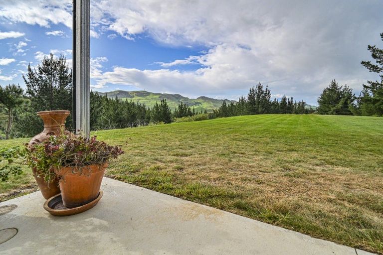 Photo of property in 1042a Kahuranaki Road, Kahuranaki, Havelock North, 4295