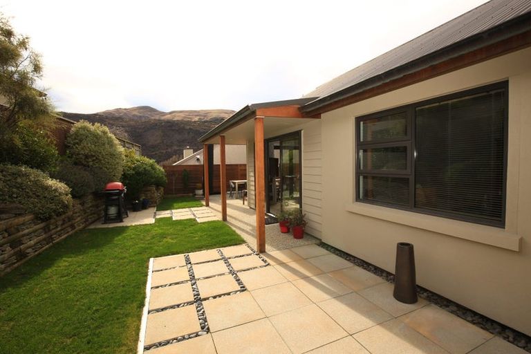 Photo of property in 102 Cotter Avenue, Arrowtown, 9302