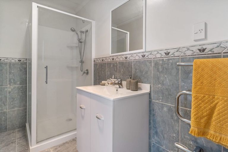 Photo of property in 94a Palmers Road, Clendon Park, Auckland, 2103