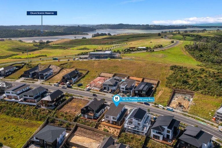 Photo of property in 160 Te Oneroa Way, Long Bay, Auckland, 0630