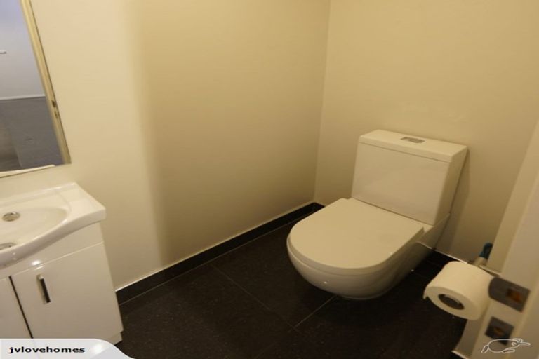 Photo of property in 10 Bayside Drive, Browns Bay, Auckland, 0630