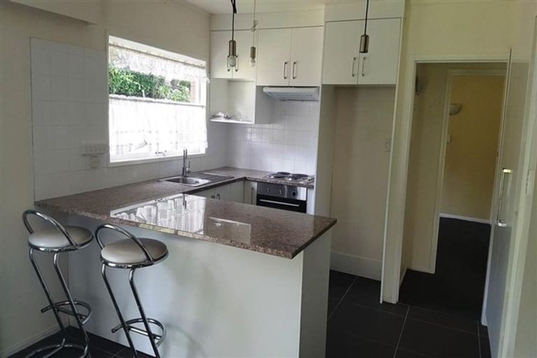 Photo of property in 1/66 Beach Road, Pahurehure, Papakura, 2113
