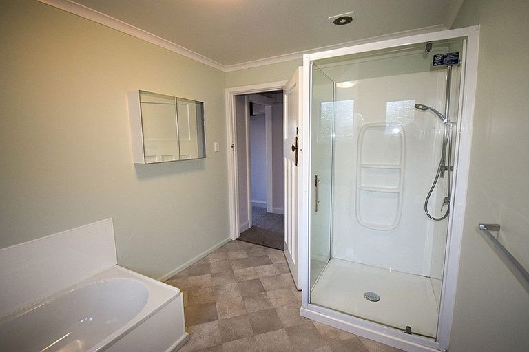 Photo of property in 15 Bowen Street, Kurow, 9435