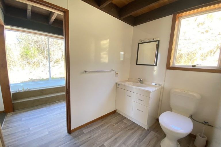 Photo of property in 12 Lordens Place, Fernhill, Queenstown, 9300