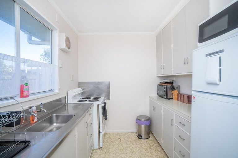 Photo of property in 4/10 Kowhai Avenue, Takaro, Palmerston North, 4410