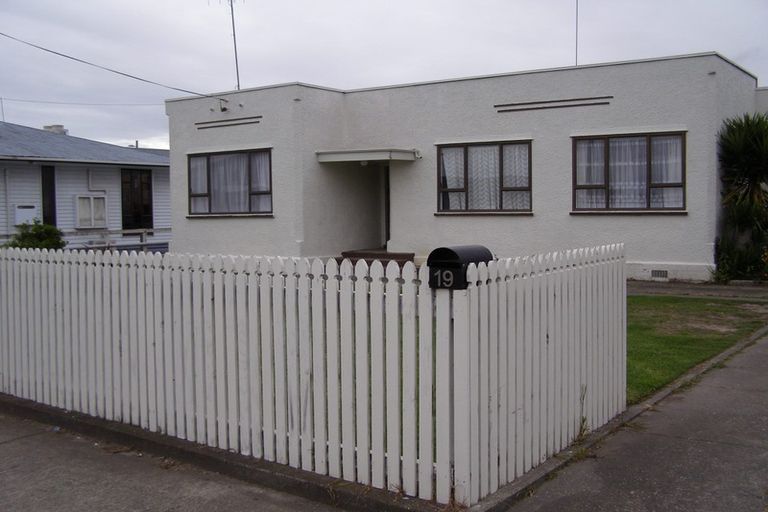 Photo of property in 19 Lee Road, Taradale, Napier, 4112