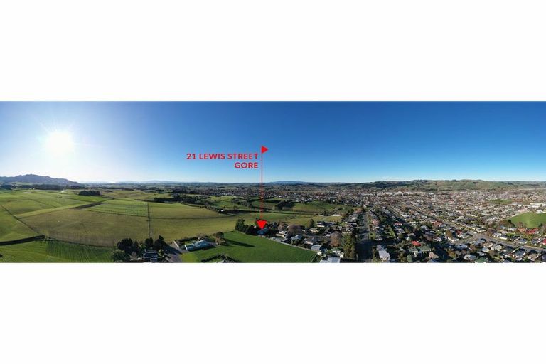 Photo of property in 21 Lewis Street, Gore, 9710