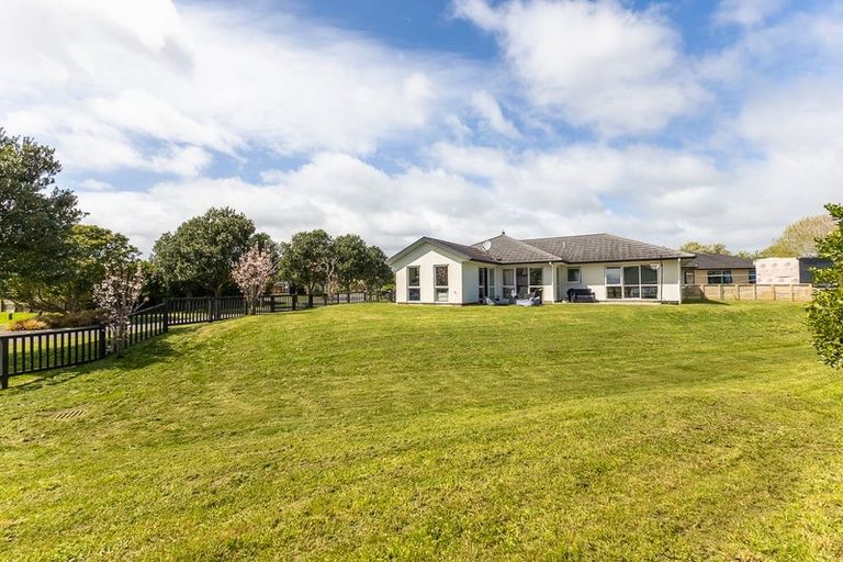Photo of property in 10 Tamihana Street, Otaki, 5512