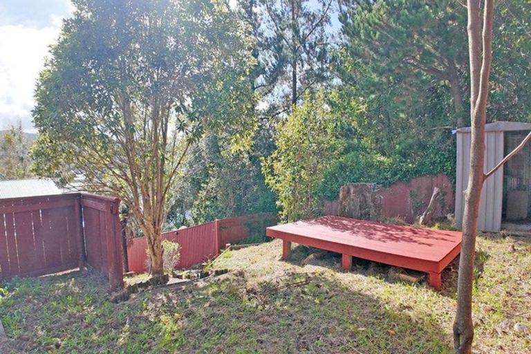 Photo of property in 22b Hillside Drive, Maoribank, Upper Hutt, 5018