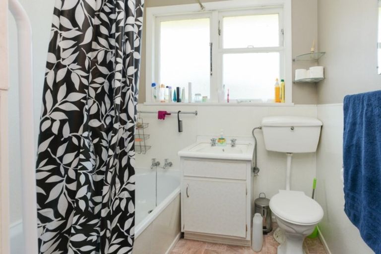 Photo of property in 802 Huia Street, Camberley, Hastings, 4120