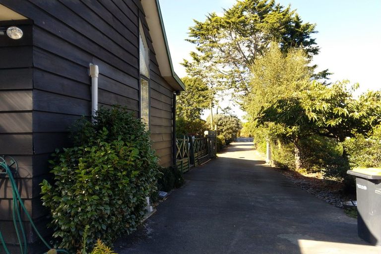 Photo of property in 65 Mcsaveneys Road, Marshland, Christchurch, 8051