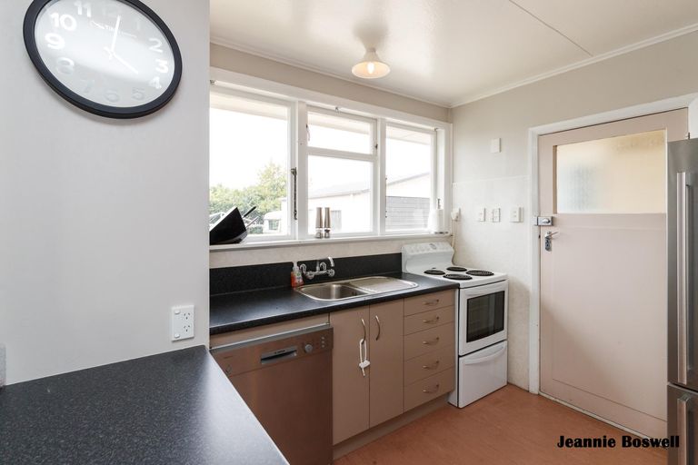 Photo of property in 83 Grey Street, Shannon, 4821