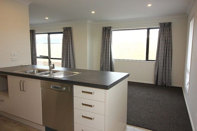 Photo of property in 19 Kendon Drive, Rolleston, 7614