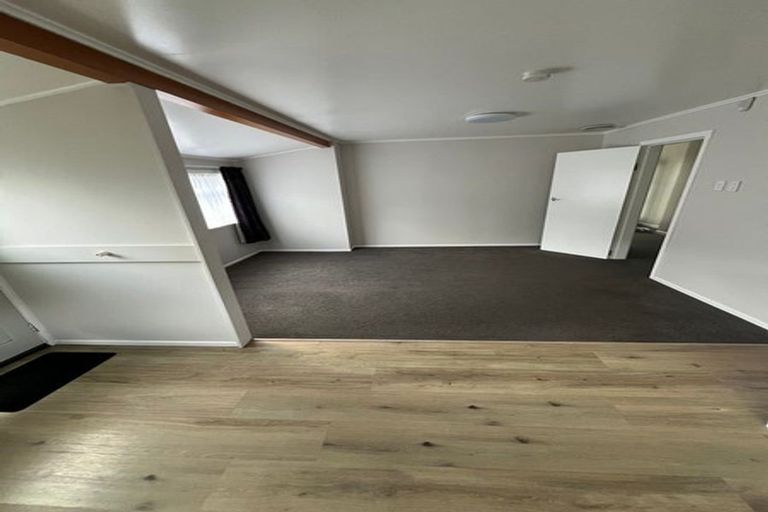 Photo of property in 15 Moselle Street, Island Bay, Wellington, 6023