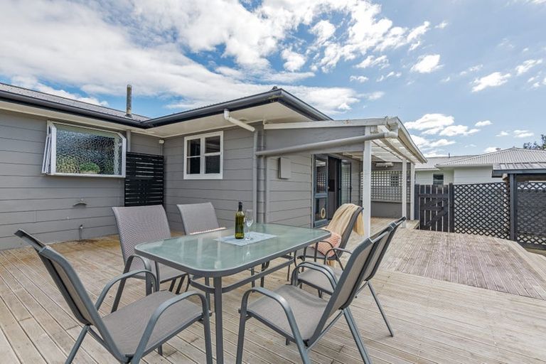 Photo of property in 134 Ruamahanga Crescent, Terrace End, Palmerston North, 4410