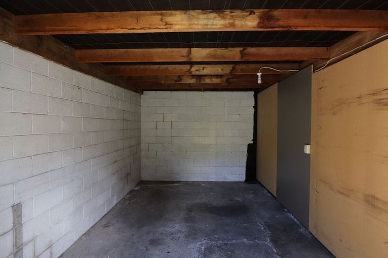 Photo of property in 21 Hanrahan Street, Upper Riccarton, Christchurch, 8041