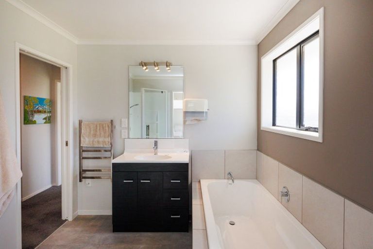 Photo of property in 14 Maple Street, Bunnythorpe, Palmerston North, 4478