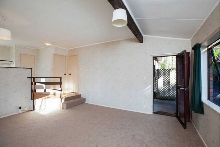 Photo of property in 70 Belair Avenue, Blagdon, New Plymouth, 4310