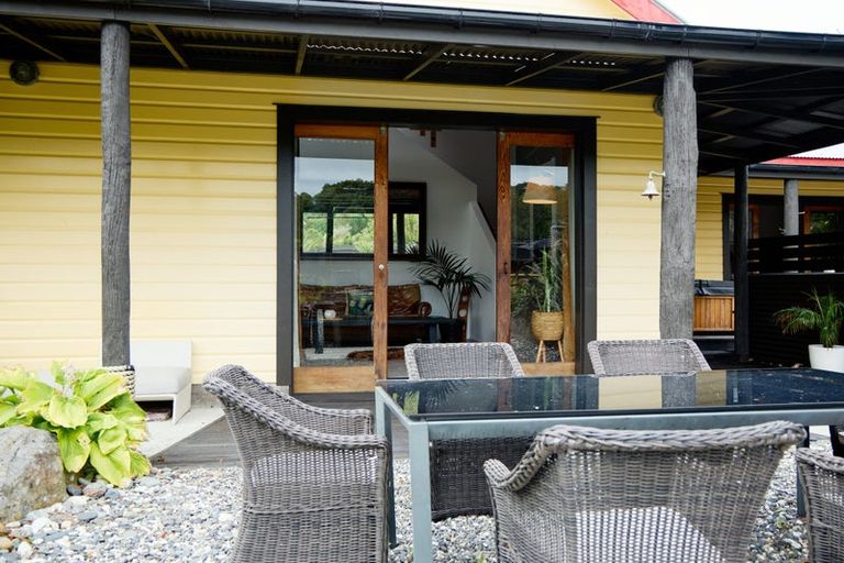Photo of property in 5 Old Beach Road, Hapuku, Kaikoura, 7371