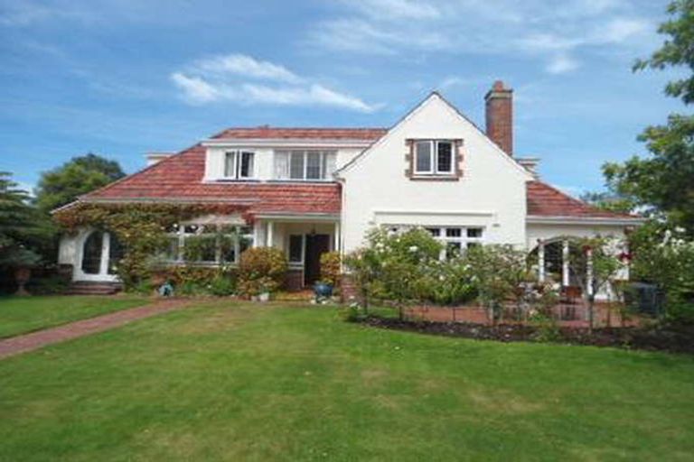 Photo of property in 27 Sandringham Street, Saint Clair, Dunedin, 9012