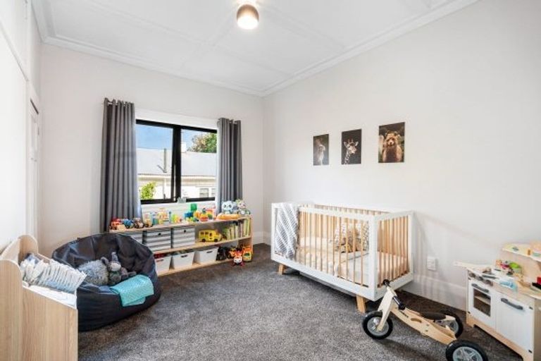 Photo of property in 29 Manse Street, Regent, Whangarei, 0112