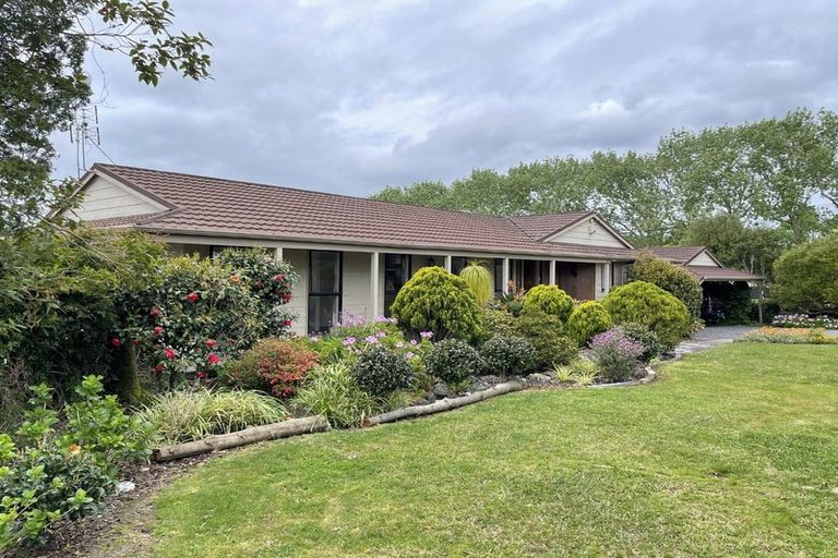 Photo of property in 251 Clifton Road, Whitford, Howick, 2571