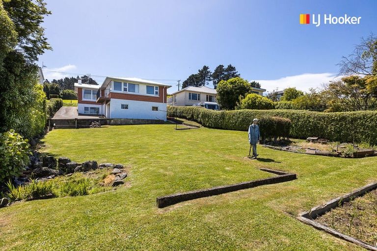 Photo of property in 304 Highcliff Road, Highcliff, Dunedin, 9013