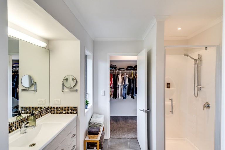 Photo of property in 57 Timoti Road, Waimarama, Havelock North, 4294