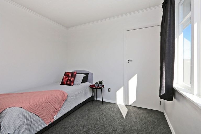 Photo of property in 33 Allen Berry Avenue, Pirimai, Napier, 4112