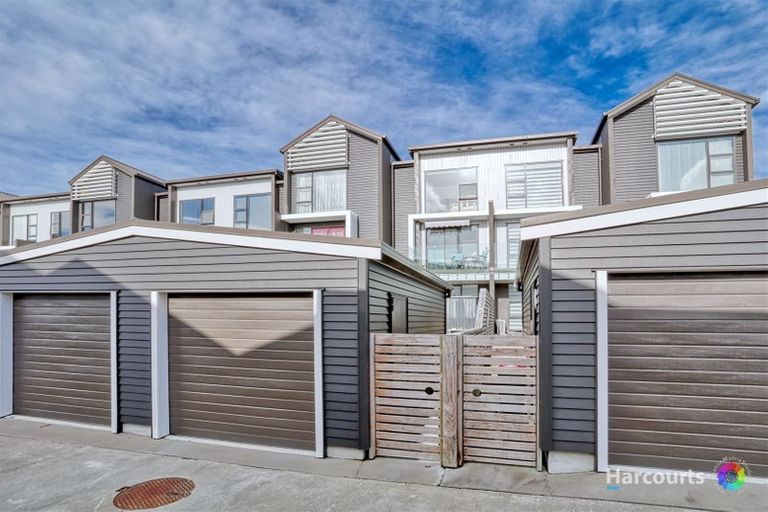 Photo of property in 15 Settlers Avenue, Hobsonville, Auckland, 0618