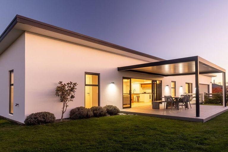 Photo of property in 21 Greenfield Place, Twizel, 7901