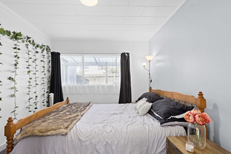 Photo of property in 9 Kauri Crescent, Snells Beach, 0920