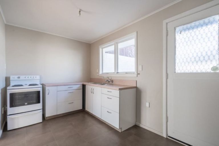 Photo of property in 2/89 Hills Road, Edgeware, Christchurch, 8013