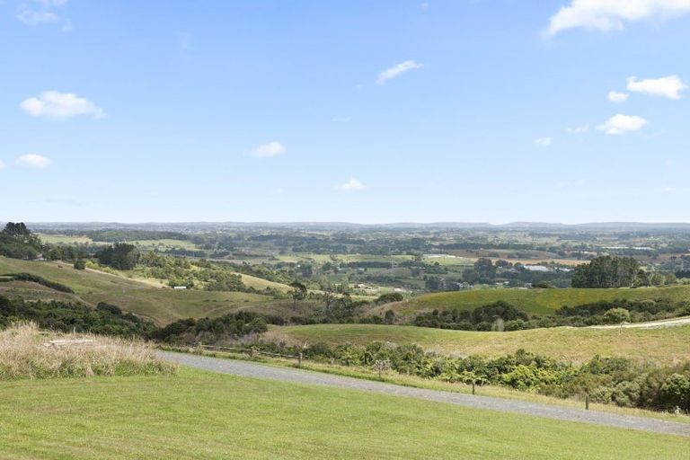 Photo of property in 490 Ararimu Road, Ramarama, Drury, 2579