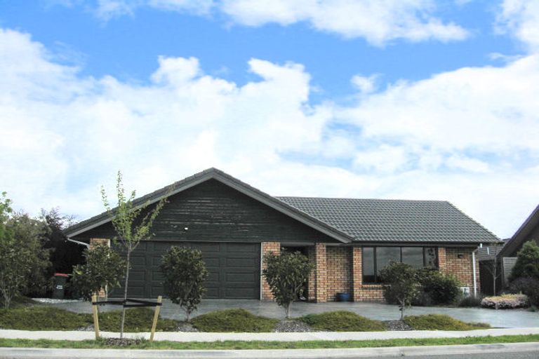 Photo of property in 21 Kendall View, Stoke, Nelson, 7011