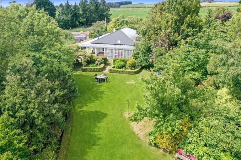 Photo of property in 37 Bluff Hill Road, Waianakarua, Oamaru, 9495