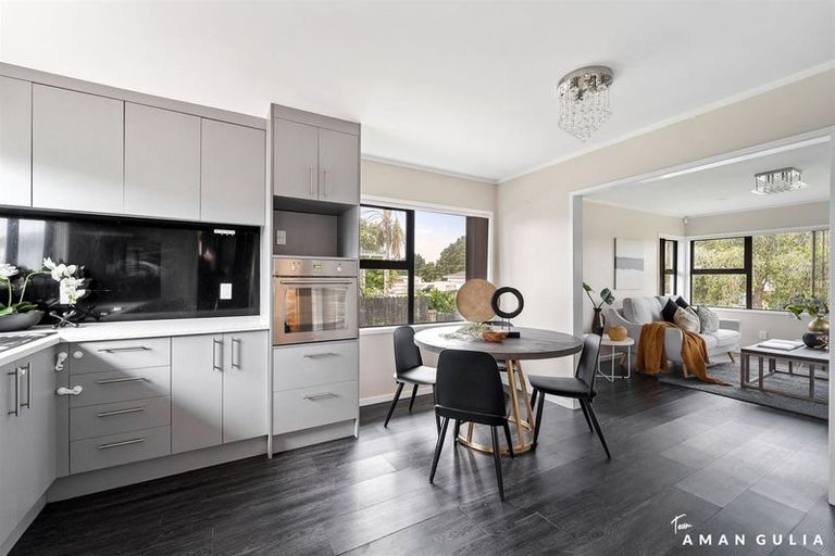 Photo of property in 41 Innismara Avenue, Wattle Downs, Auckland, 2103