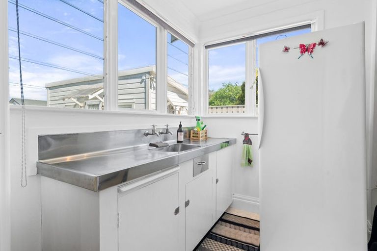 Photo of property in 17 Hogg Crescent, Masterton, 5810