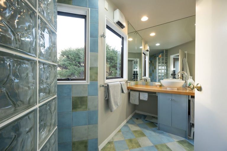 Photo of property in 191 Carter Road, Oratia, Auckland, 0604