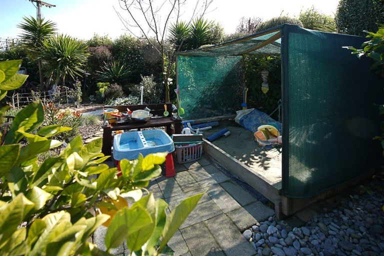 Photo of property in 137 Nayland Road, Stoke, Nelson, 7011