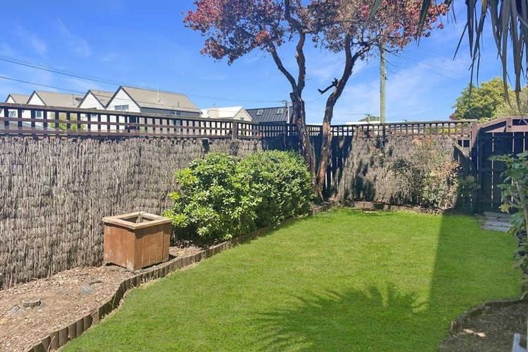 Photo of property in 1/491 Barbadoes Street, Edgeware, Christchurch, 8013