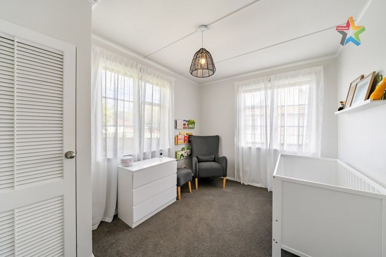 Photo of property in 37 Bush Street, Naenae, Lower Hutt, 5011