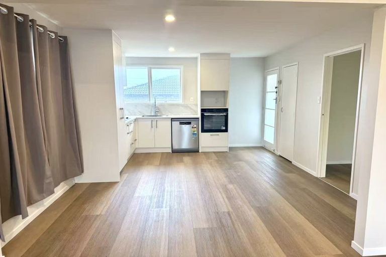 Photo of property in 94 Boundary Road, Clover Park, Auckland, 2019