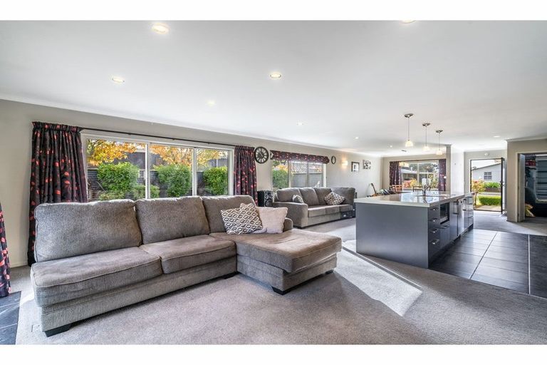 Photo of property in 10 Maltby Street, Waikiwi, Invercargill, 9810