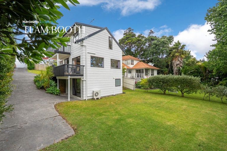 Photo of property in 2/5 Francis Street, Hauraki, Auckland, 0622