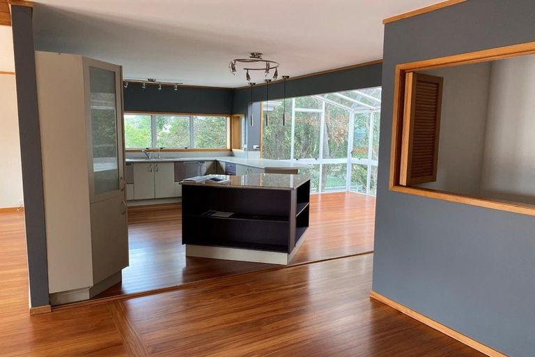 Photo of property in 10 Park Rise, Campbells Bay, Auckland, 0630