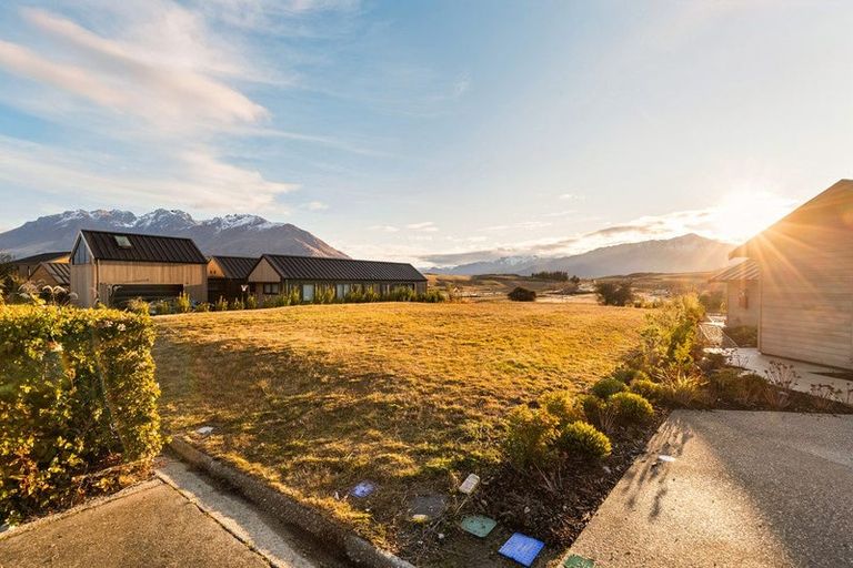 Photo of property in 9 Torridon Court, Jacks Point, Queenstown, 9371