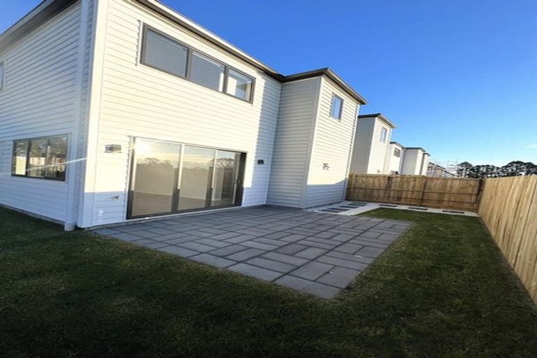 Photo of property in 27 Arahopu Place, Papakura, 2110